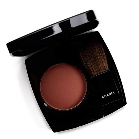 chanel 604 brun rouge|Chanel Joues Contraste Blush • Blush Review & Swatches.